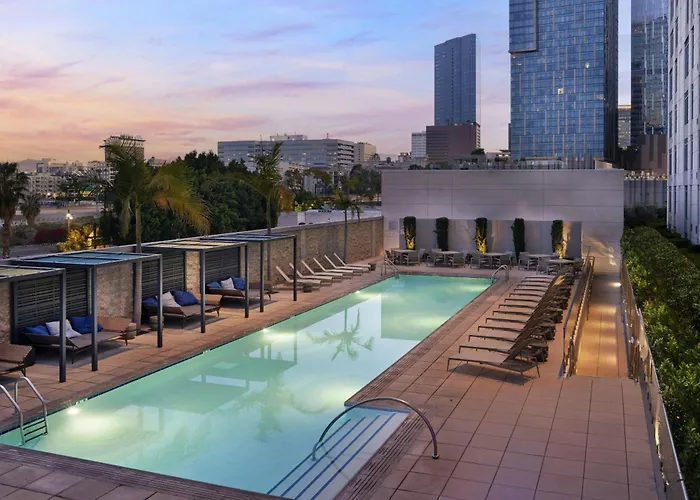 Courtyard By Marriott L.A. Live